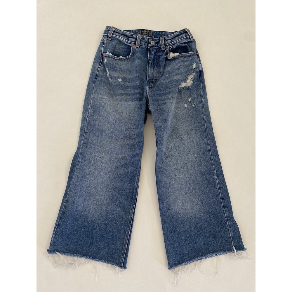 ABERCROMBIE AND FITCH 27 4S  WOMENS HIGH RISE CROPPED WIDE LEG JEAN Short Fray
